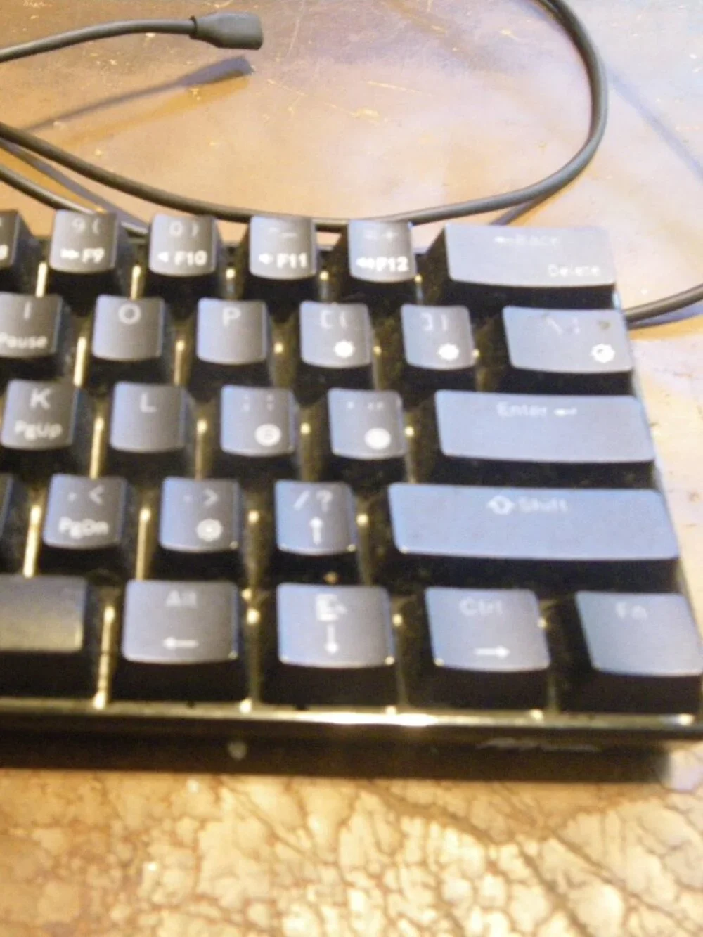 Mechanical Gaming Wireless Keyboard RK Royal Kludge Model RK61